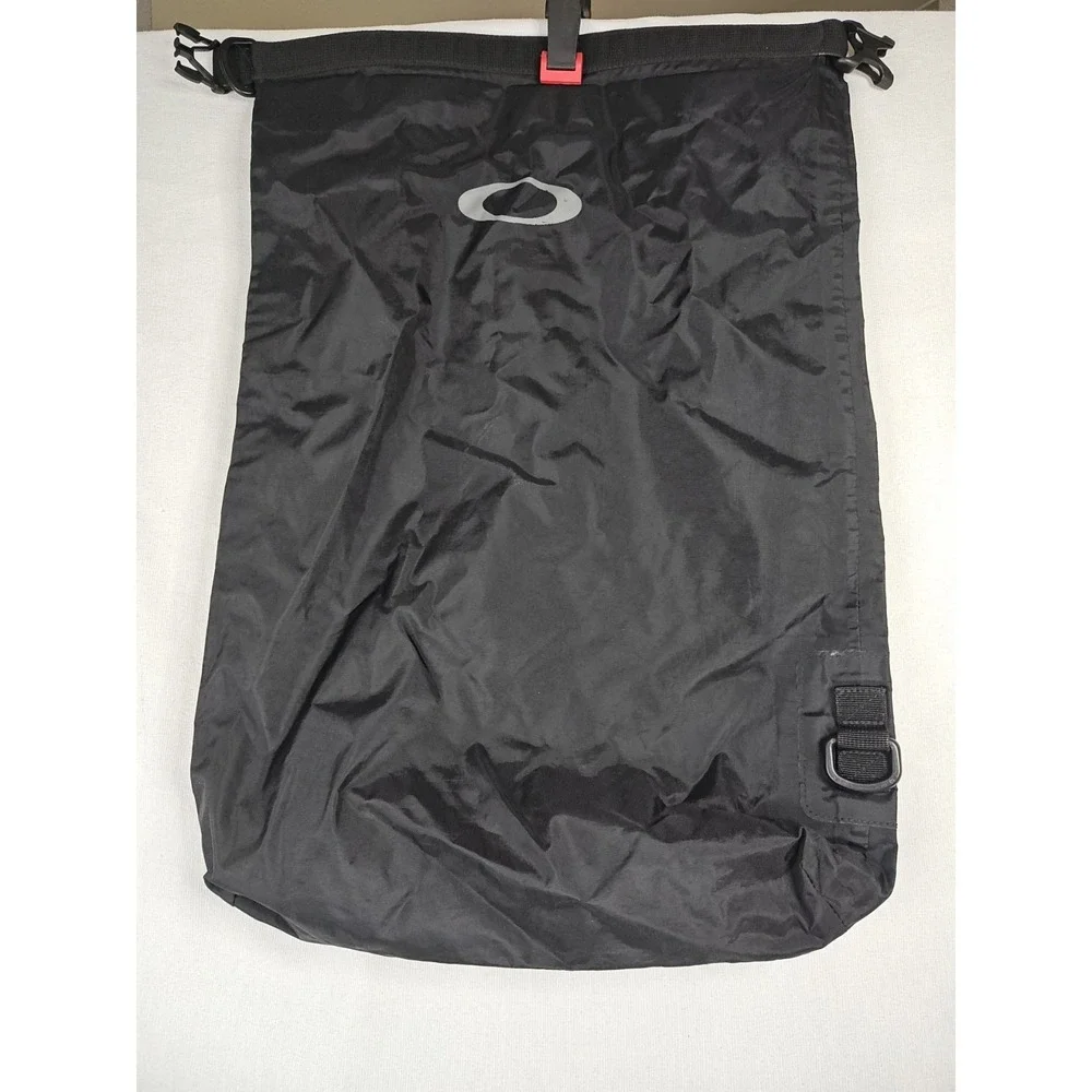 Oakley Black 22L Dry Bag Waterproof Roll-Top Bag Outdoor Water Sports Gear
